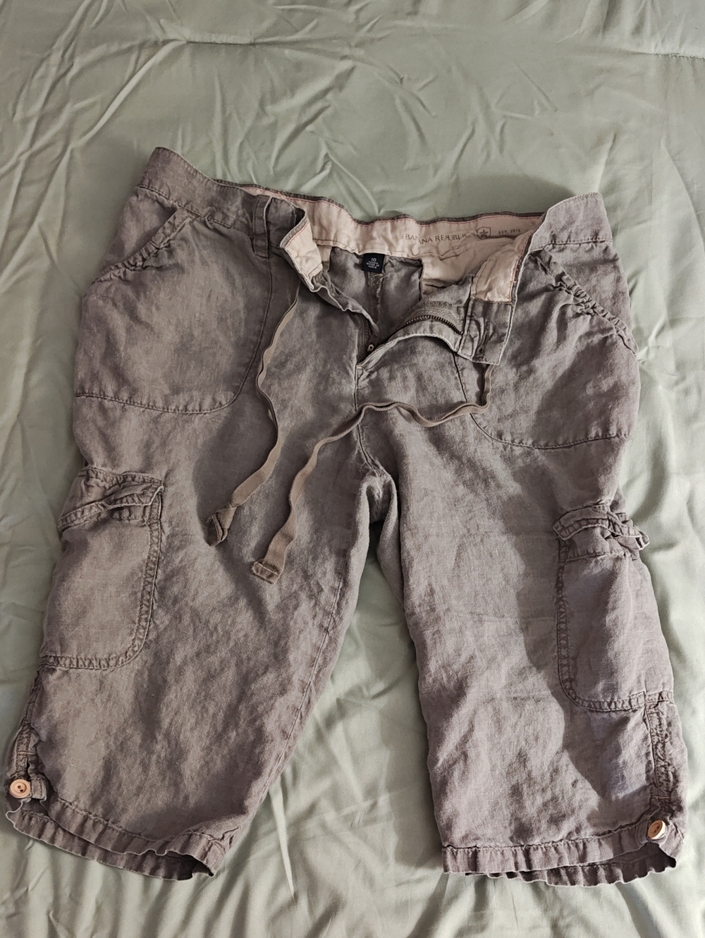Banana Republic Women's Cargo Capris - Light Taupe